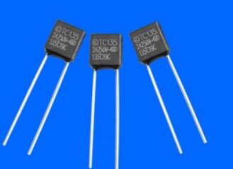 TC 系列 (塑膠方形,2A 250V)